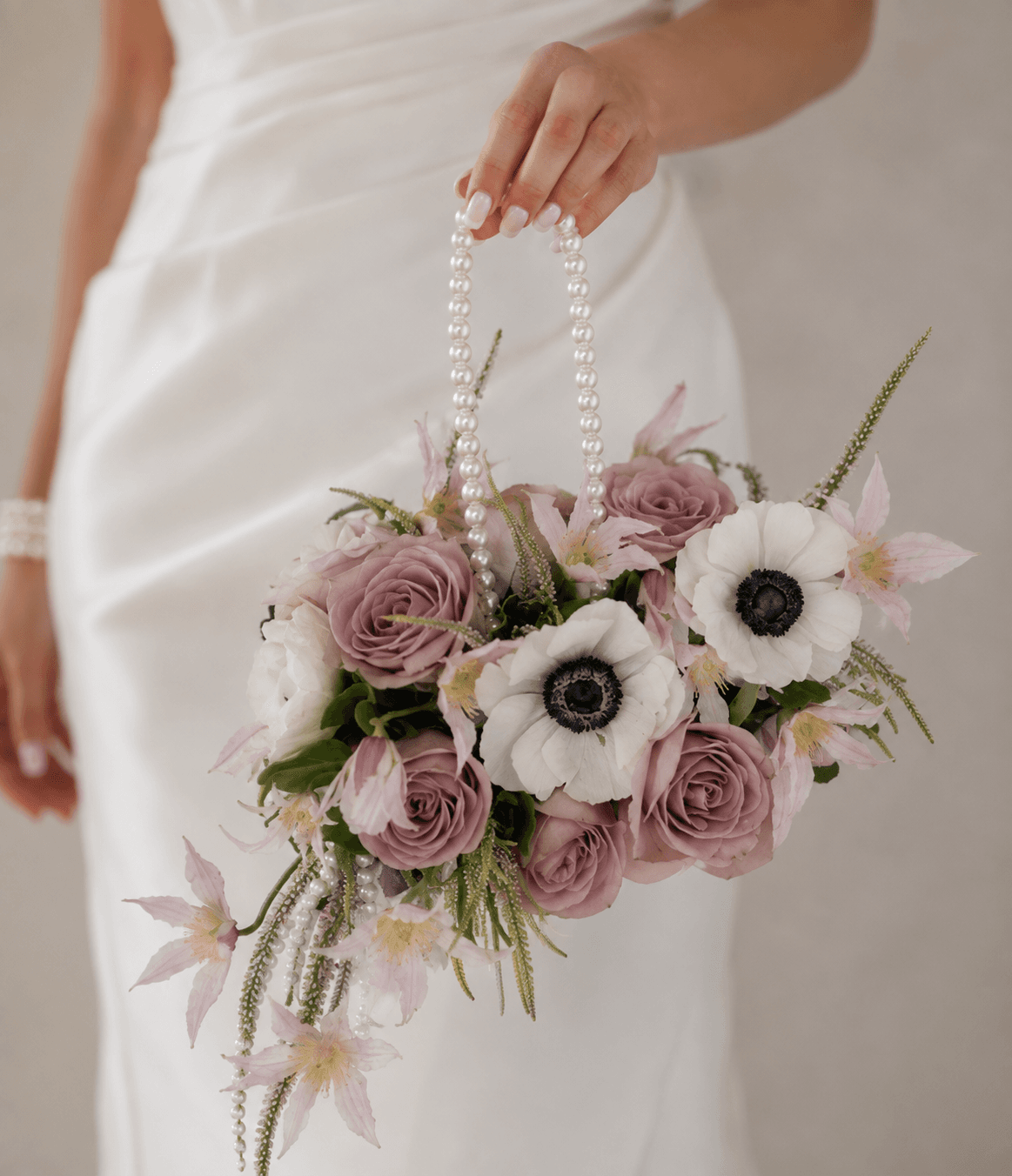 Buchet de mireasă — Flori purtate altfel