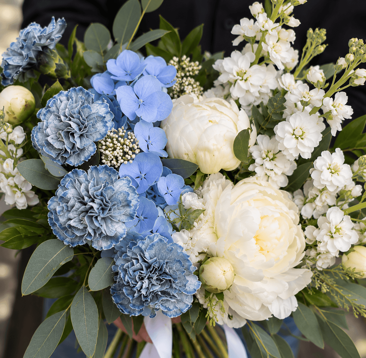 Buchet de mireasă — Buchet de mireasă în tonuri de bleu și ivoire