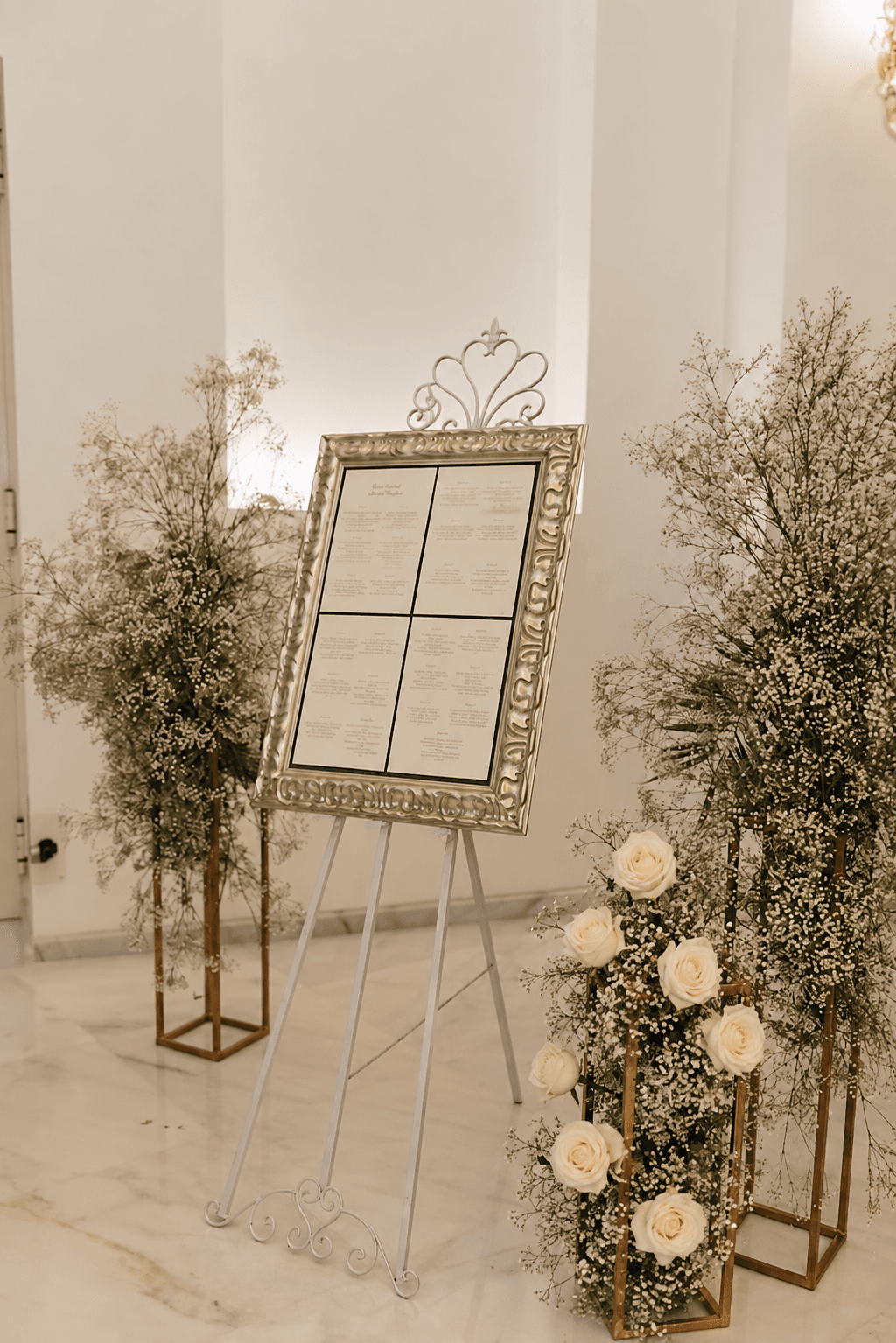 Decor floral — O nuntă albă, cu delicatețe atemporală