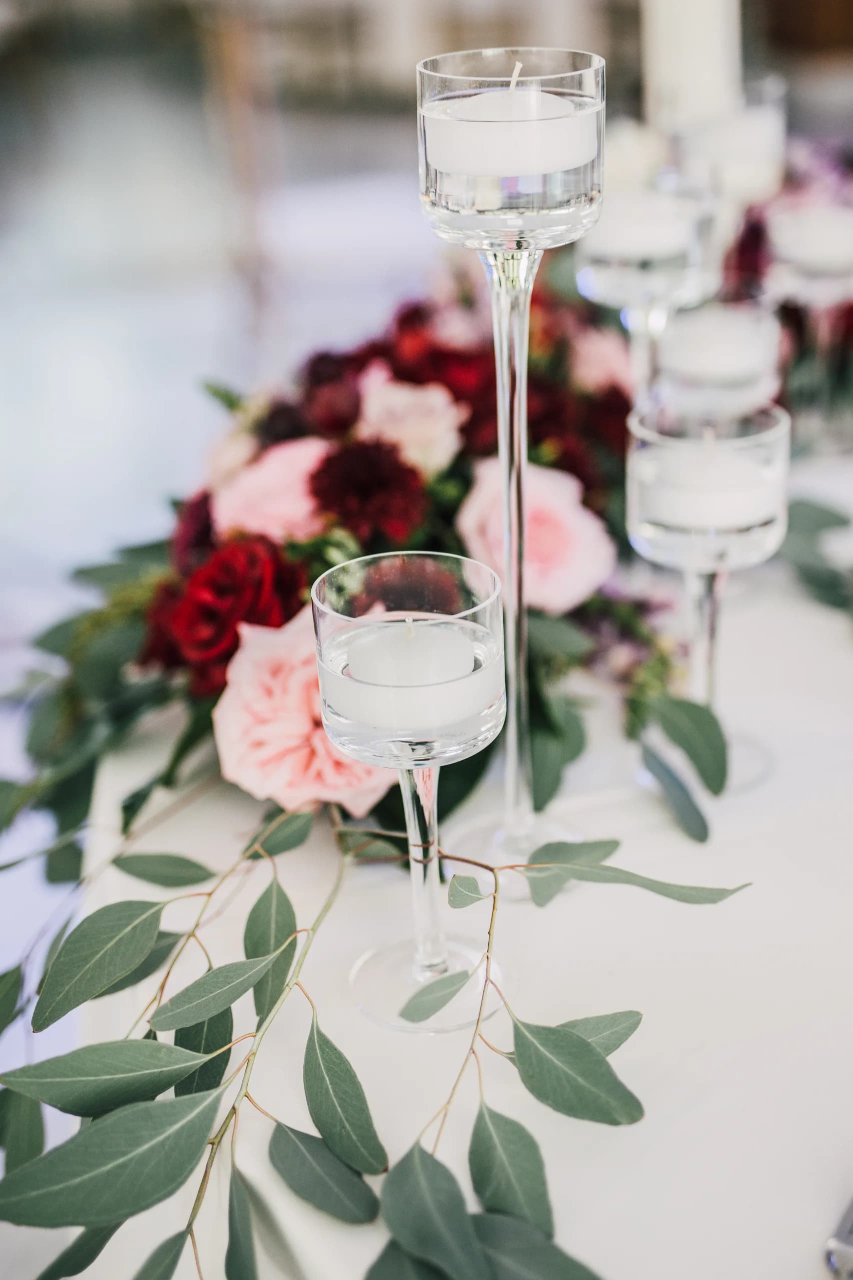 Decor floral — Nuntă în nuanțe de Burgundy & Blush