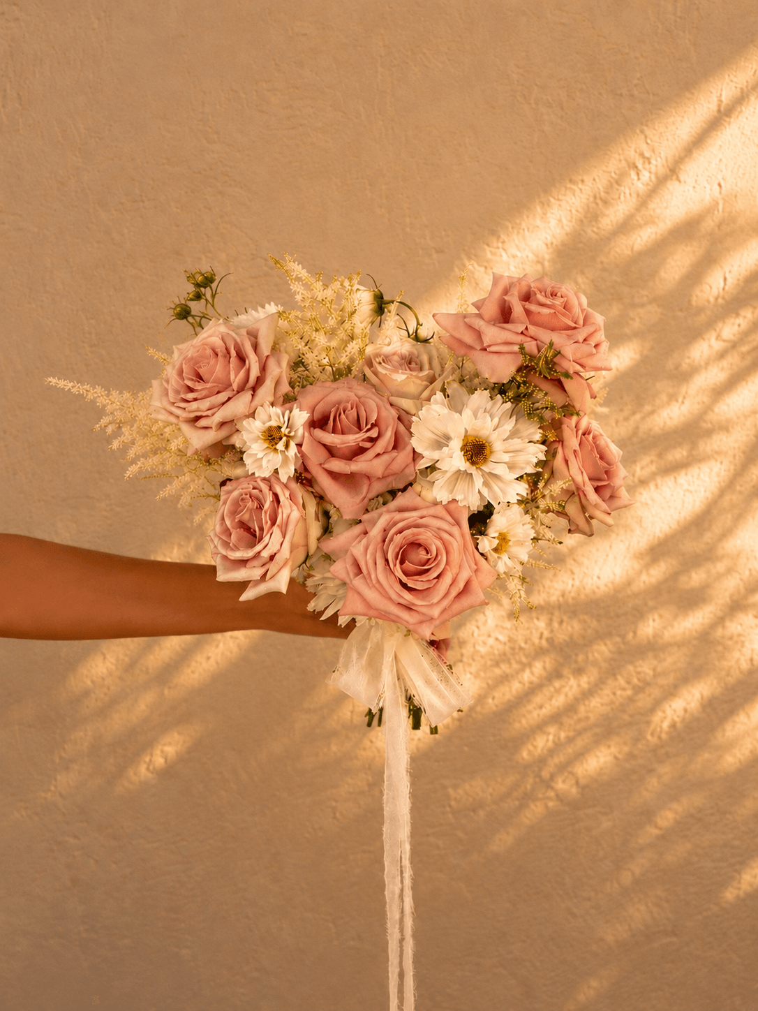 Buchet — Buchet de mireasă romantic în tonuri de roz pudrat și crem